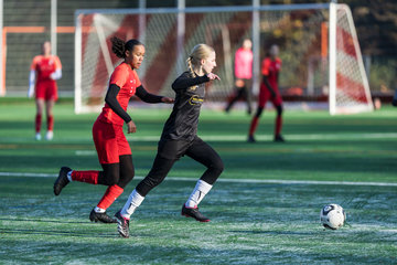 Bild 403 - wBJ VfL Pinneberg2 - Eimsbuttler TV 3 : Ergebnis: 5:0